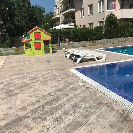 Квартал Чайка Балкан Бриз 7 Apartament Słoneczny Brzeg