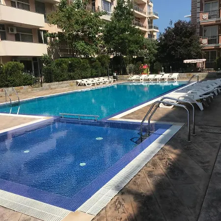 Квартал Чайка Балкан Бриз 7 Apartment